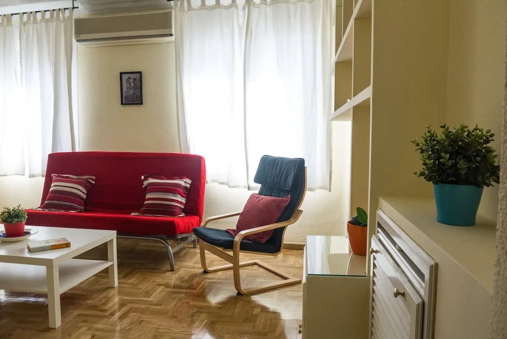 Ever House Atocha - photo 2
