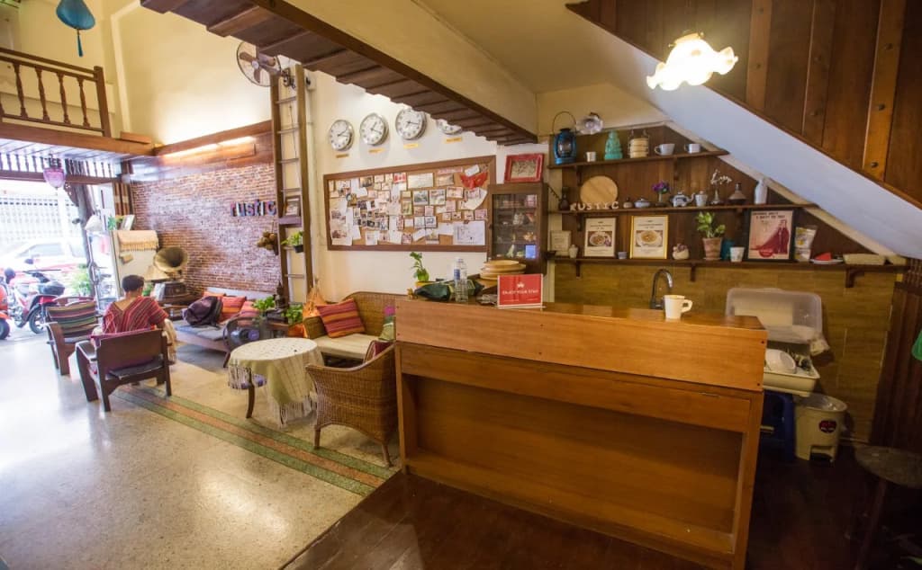 Rustic Guesthouse - photo 14