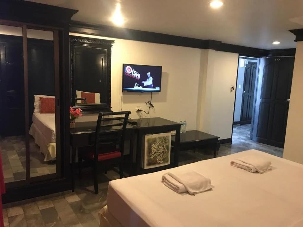 Maximum Boutique Hotel - photo 23