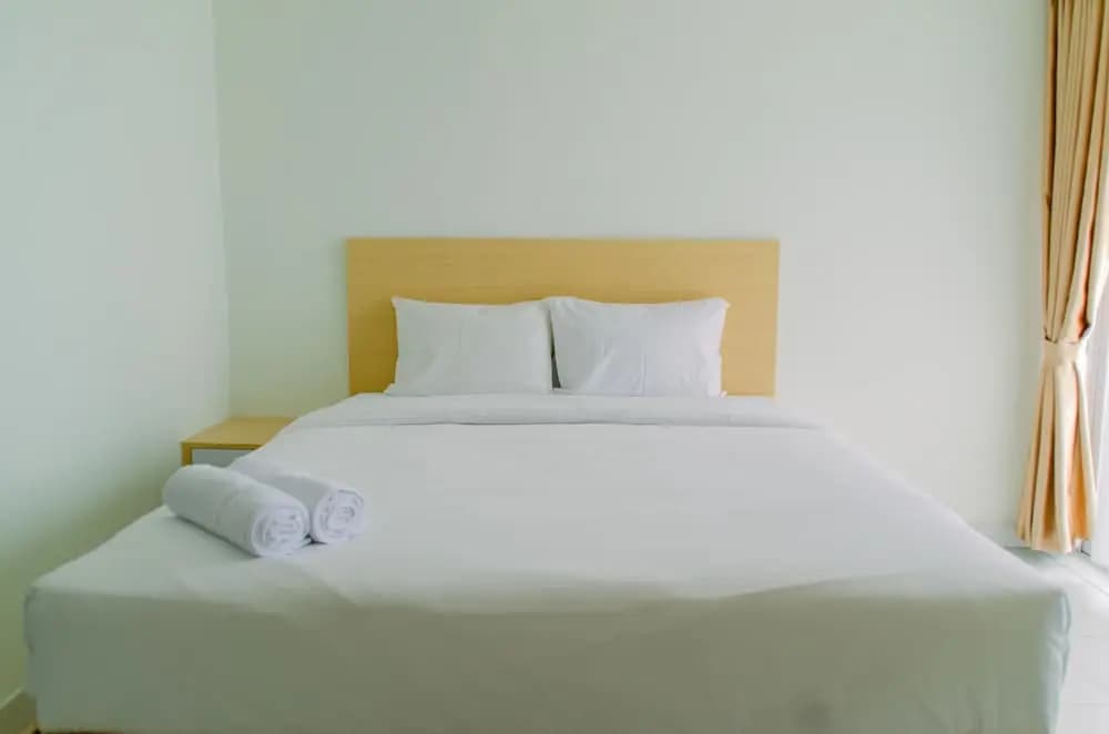 Comfortable And Minimalist Studio At Amethyst Apartment - photo 3