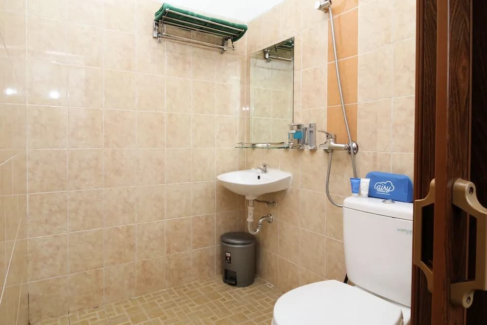 Airy Stasiun Jakarta Kota Mangga Dua Raya 24 Jakarta - photo 8