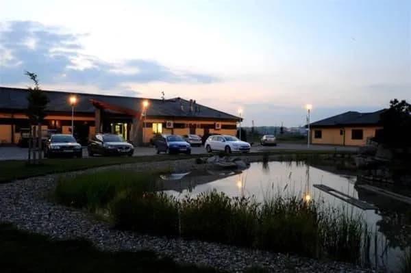 Black Bridge Hotel Apartment - photo 13