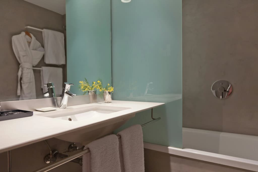 Alexandra Barcelona Hotel, Curio Collection by Hilton - photo 10