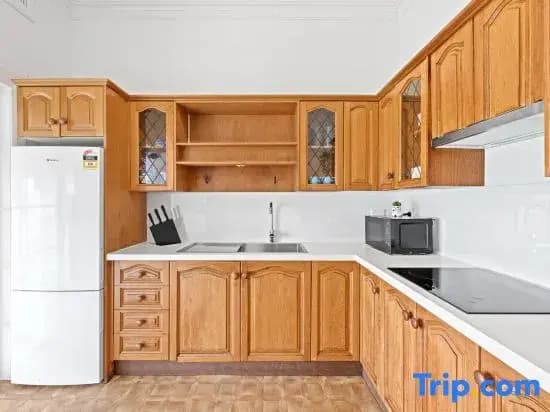 Peaceful Room – Near Transit, Shops & Maroubra Beach - photo 10