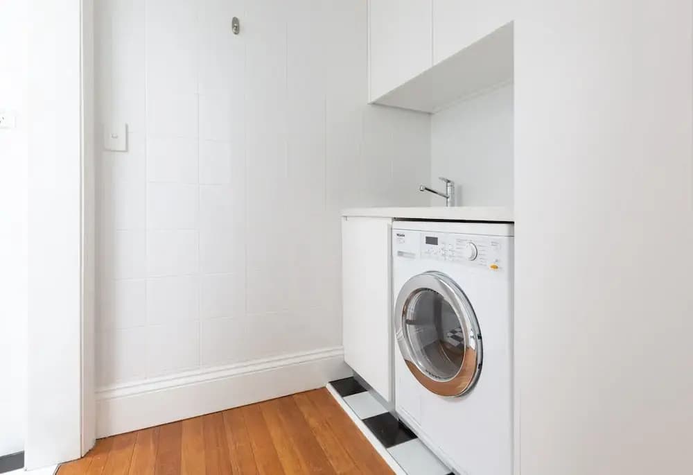 Chic Studio With Patio 20 min From CBD - photo 4