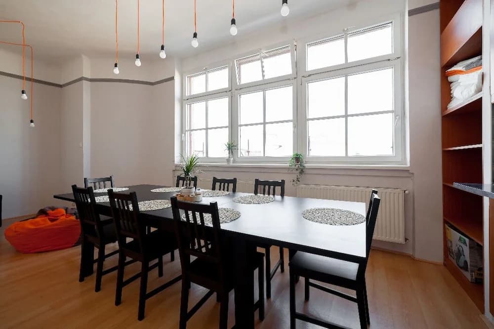 Astoria Apartment - photo 17