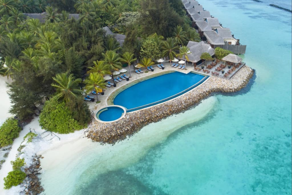 Taj Coral Reef Resort & Spa - photo 22