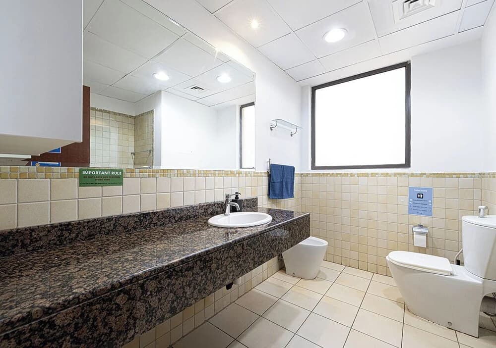 Jbr Beach Hostel - photo 9