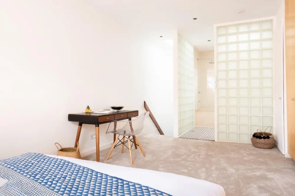 The Maida Vale Mews - Modern & Spacious 1BDR Home next to Venice Canals - photo 5