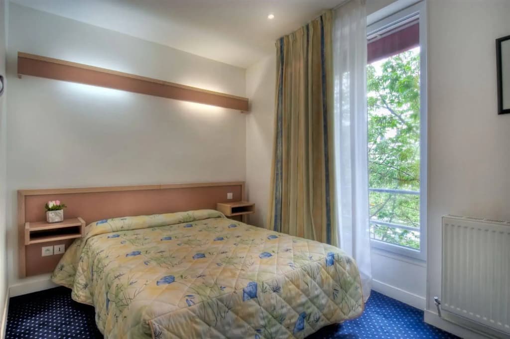 Hotel Edgar Quinet - photo 6