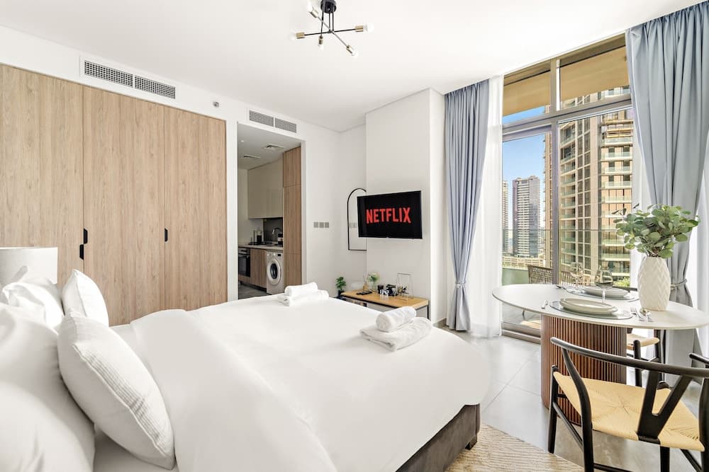 Peninsula One - 1710 Studio - photo 8