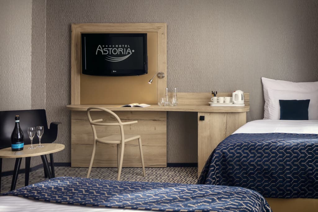 Hotel Astoria - photo 6