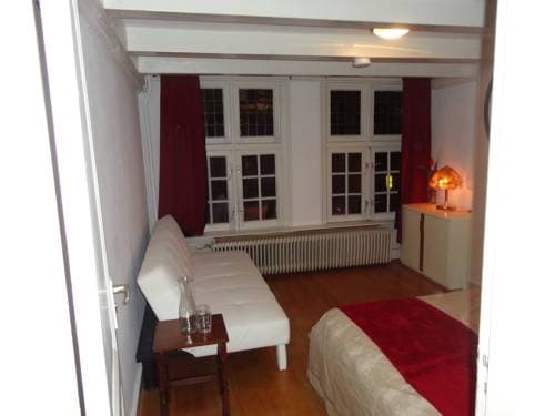 Anne Frank B&B - main photo