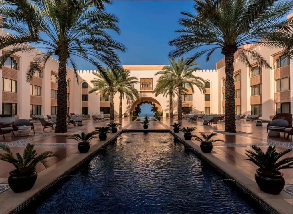 Al Husn Muscat Hotel - photo 20
