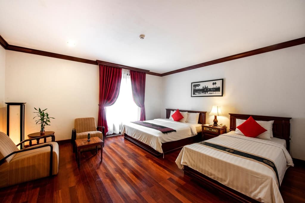 The Suite By Royal Crown Hotel - photo 36