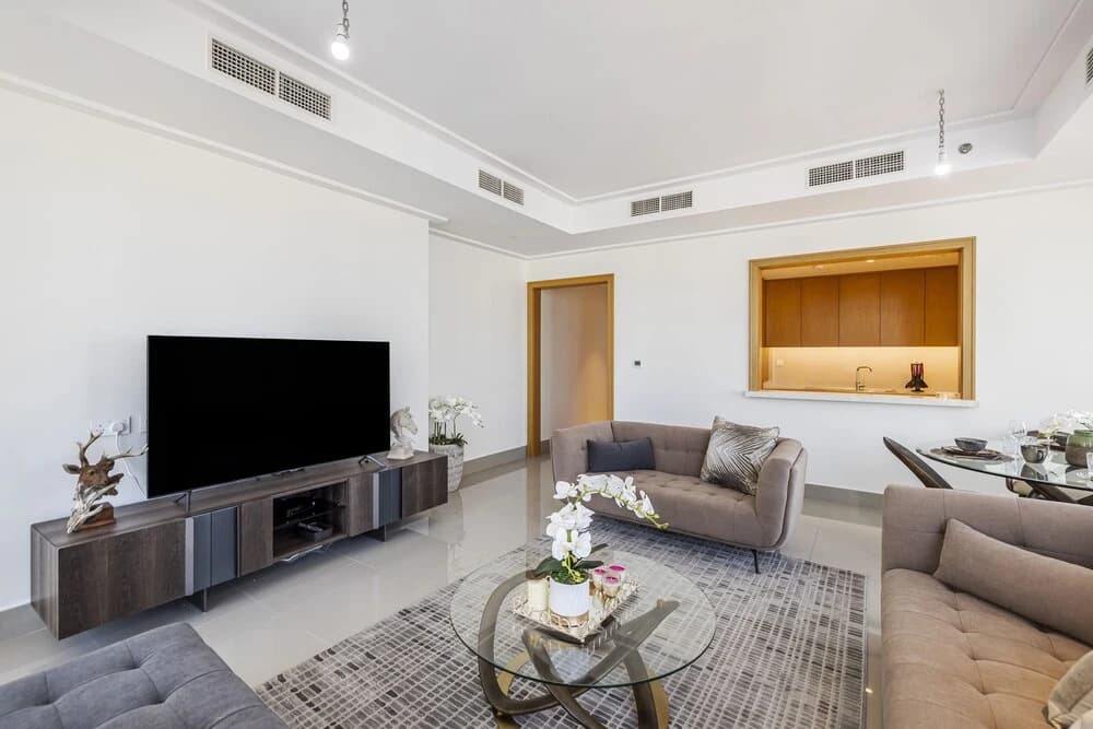 Opera Grand 2BR - Downtown - photo 3