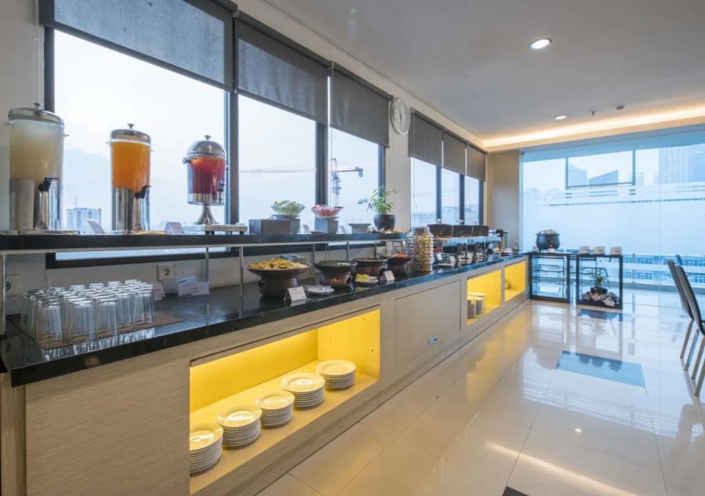 Hotel 88 Grogol by WH - photo 13