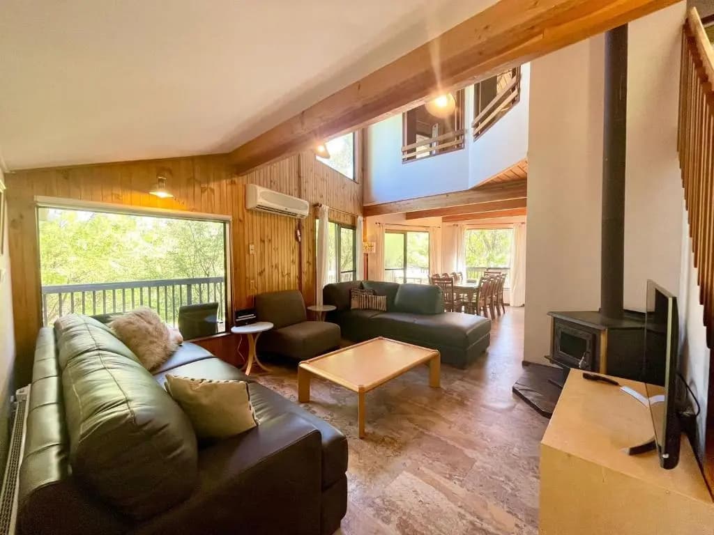 Sublime Cedar Lodge Leura - photo 5