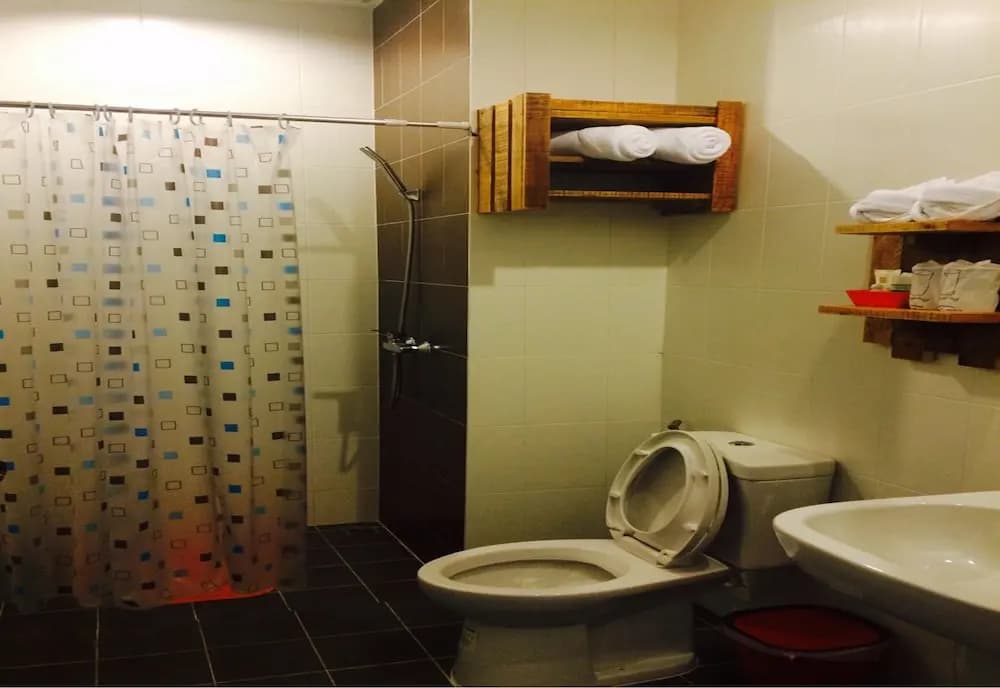 Mamuong Hotel - photo 10
