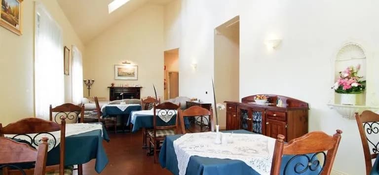 Melba Lodge - photo 11