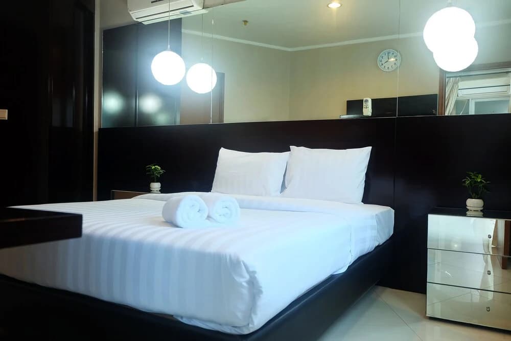 2 BR Central Location Sahid Sudirman Residence By Travelio - photo 4