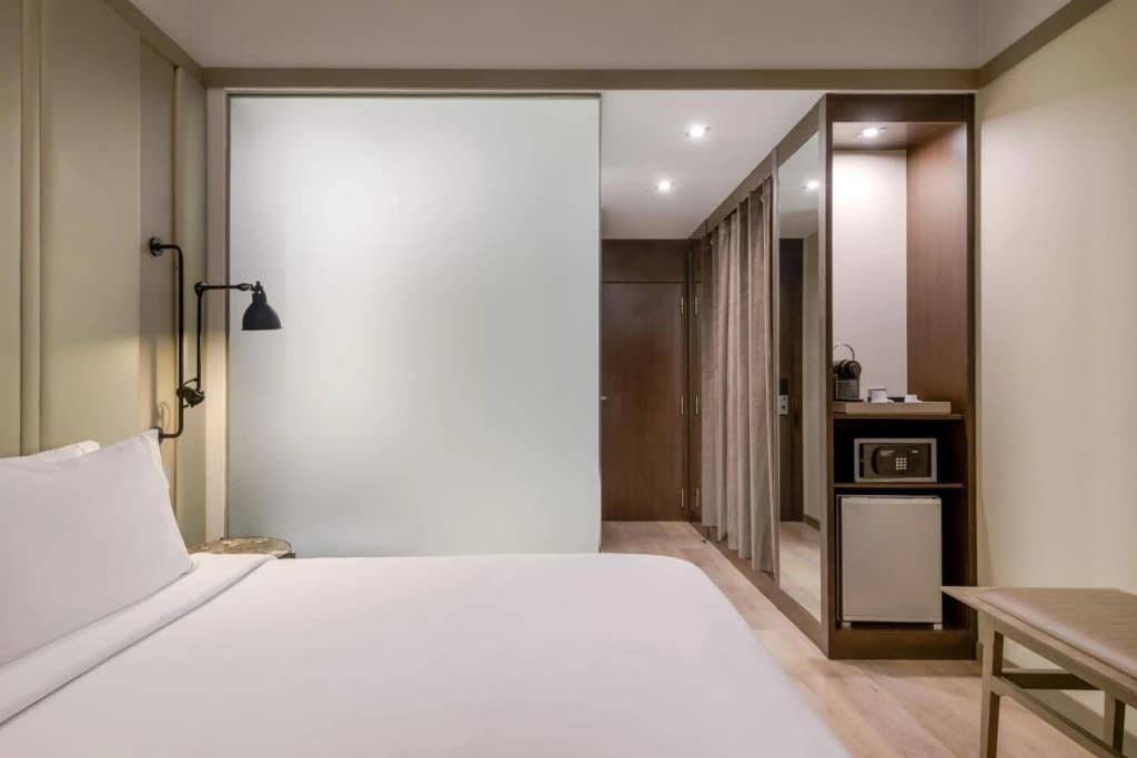 AC Hotel Recoletos by Marriott - photo 4