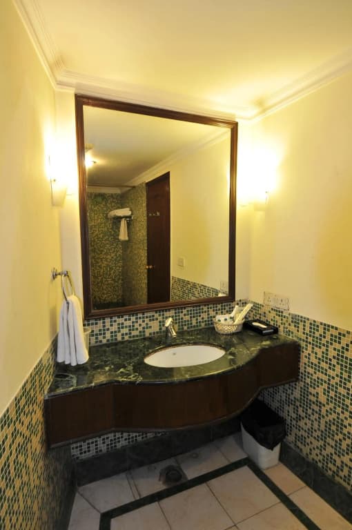 Qutub Residency - photo 33