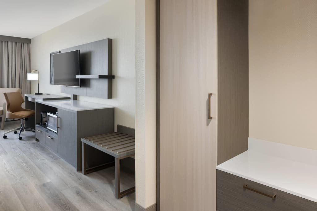Ramada Plaza by Wyndham Orlando Resort & Suites Intl Drive - photo 3