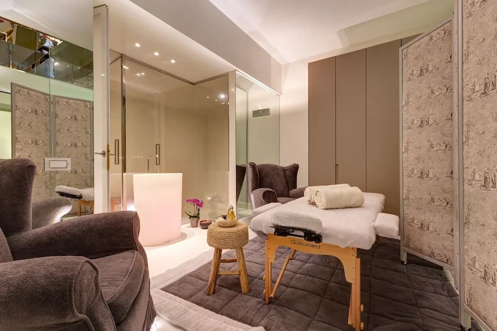 Domus Domitia Luxury House - photo 4