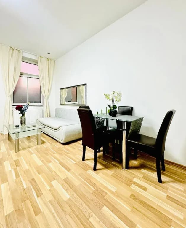 Stylish Studio Stay Near Augarten - photo 4