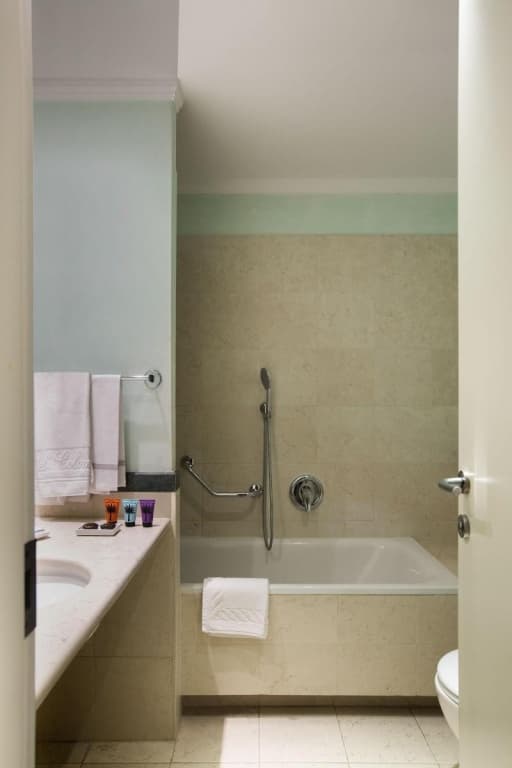 Hotel Colombia - photo 8