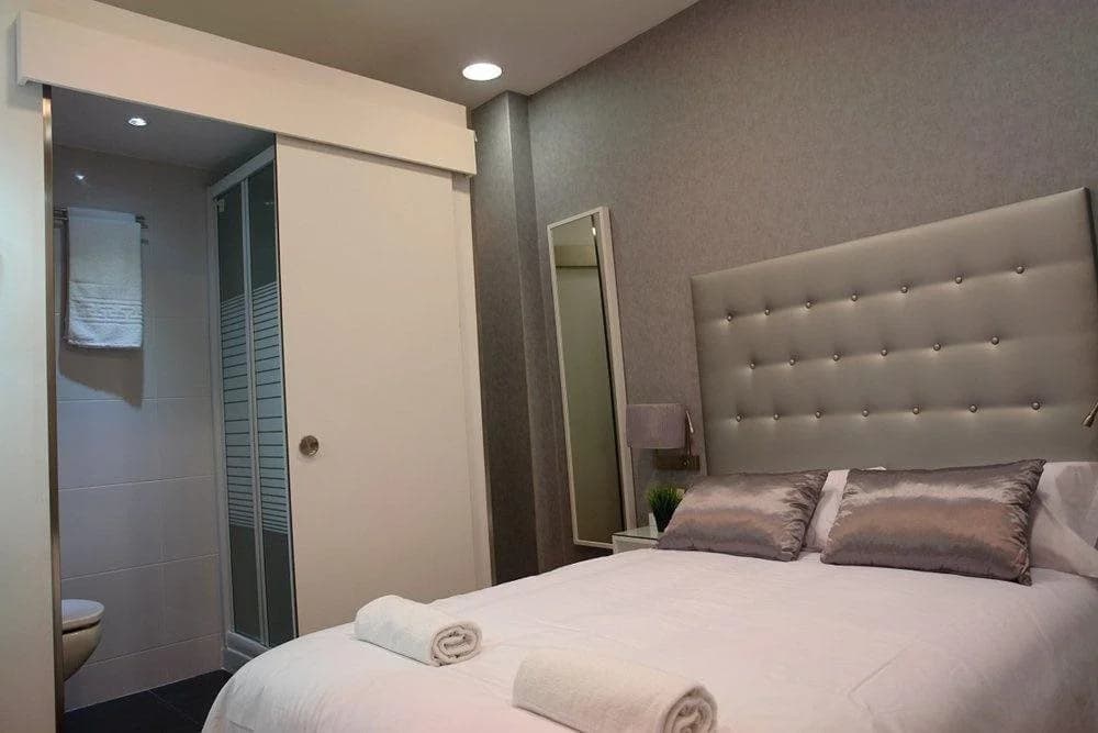 Hostal Cel Barcelona - photo 2