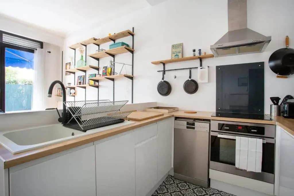 Apartment 5 minutes from the tram and 10 minutes from the sea - photo 12