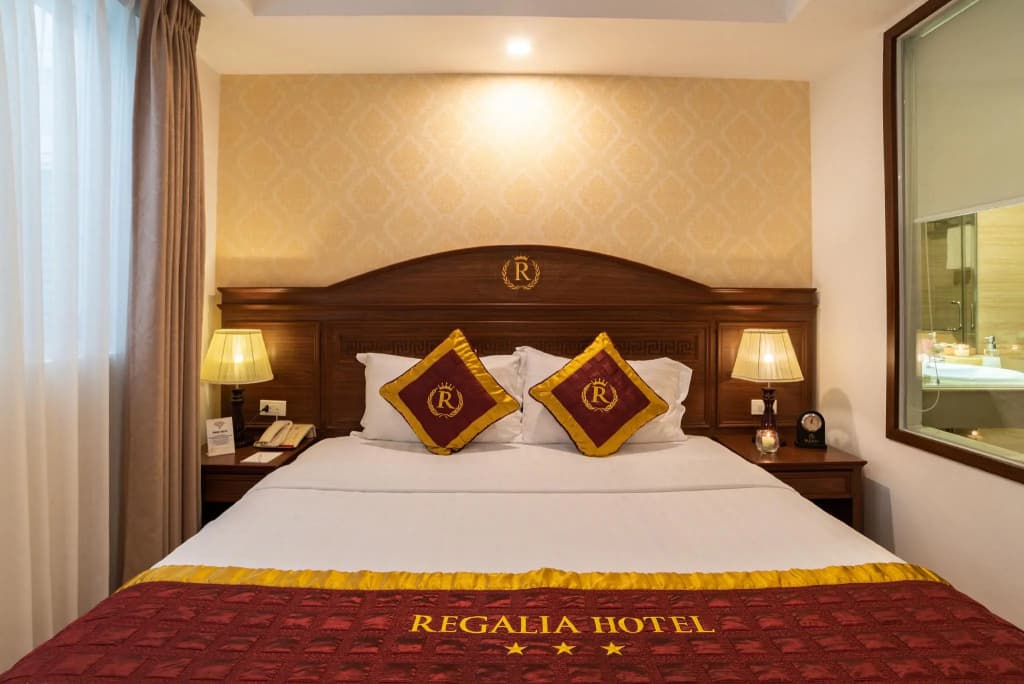 Regalia Hotel - photo 2