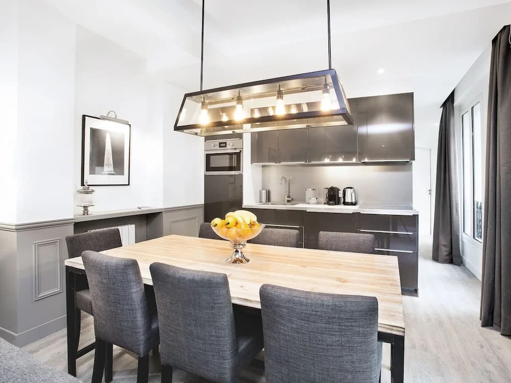 Luxury 3BDR Le Marais II by Livinparis - photo 3