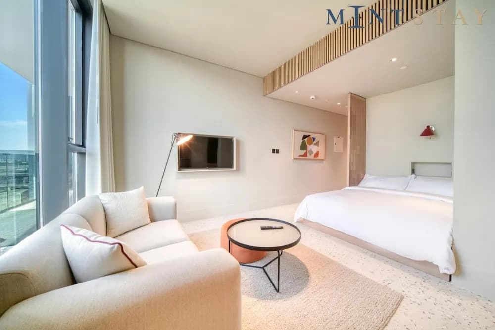 Chic Studio w Panoramic Burj Khalifa Views - photo 2