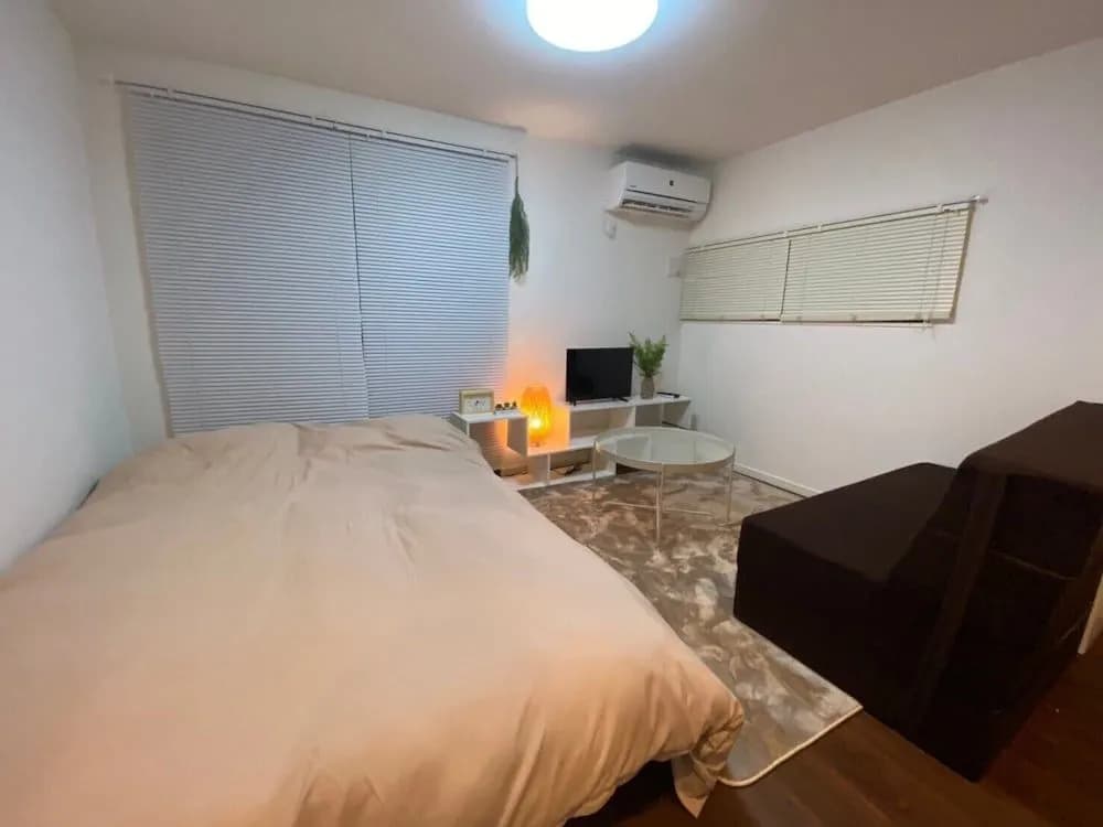 Base Hanegi Apartment - photo 2