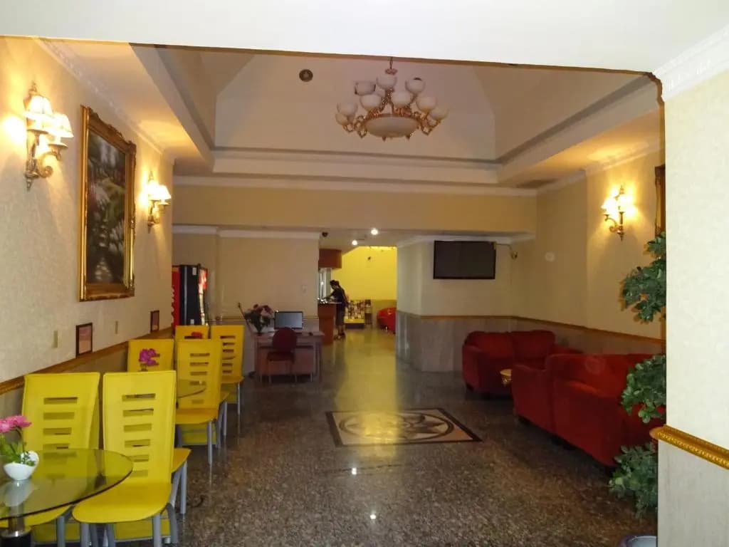 Flushing Hotel - photo 12