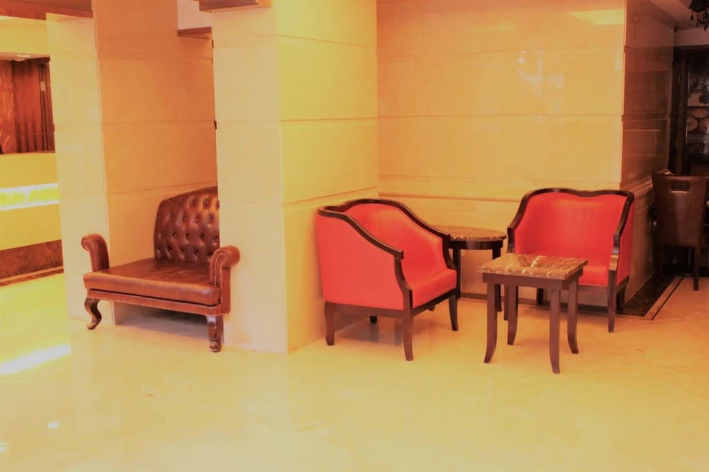 Lander Hotel Prince Edward - photo 11