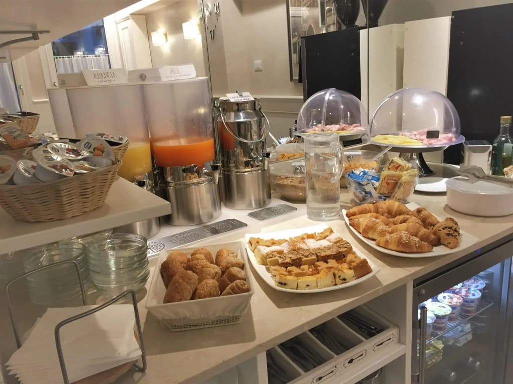 Hotel Guerrini - photo 10