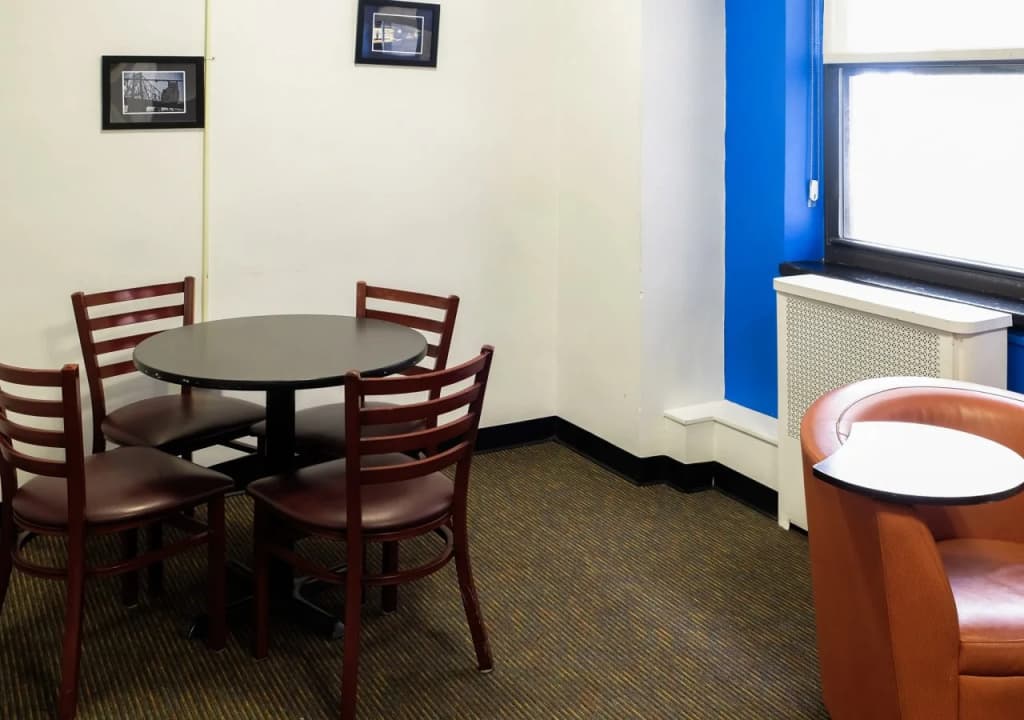Vanderbilt YMCA Hostel - photo 36