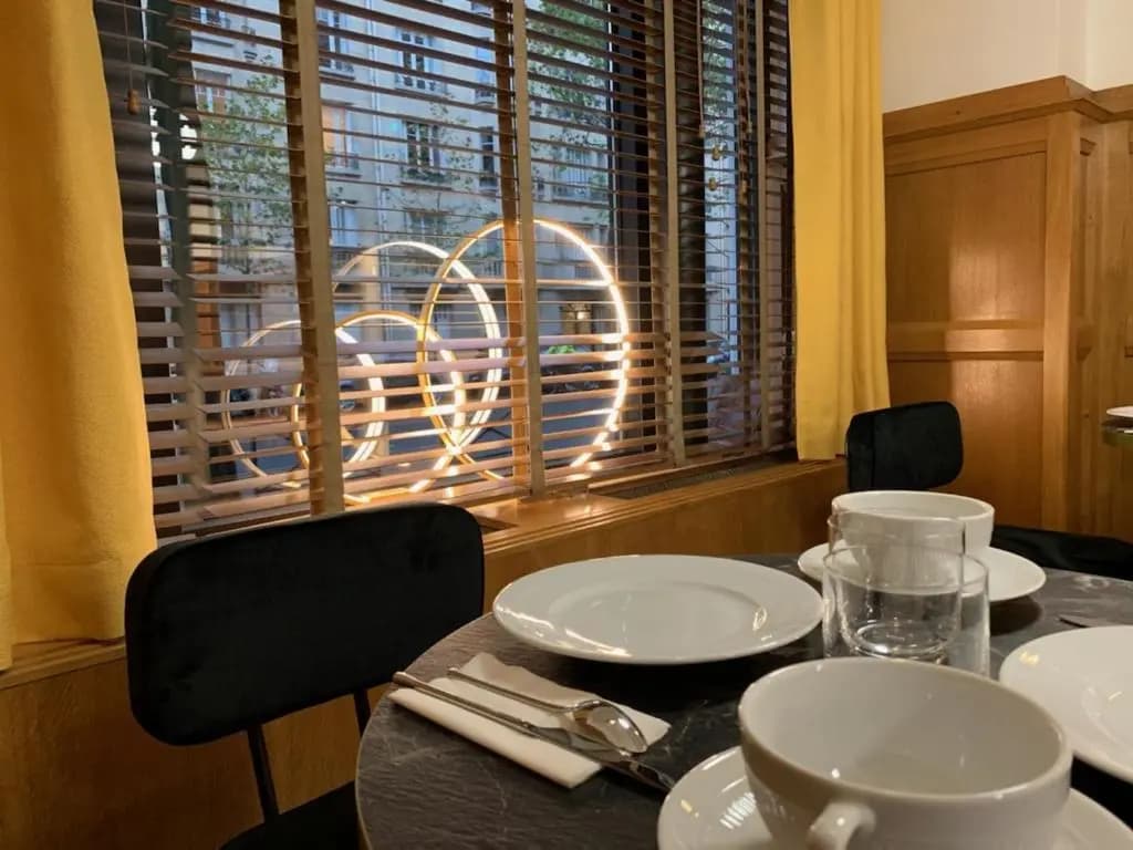 Hotel Le Cercle Tour Eiffel - photo 18