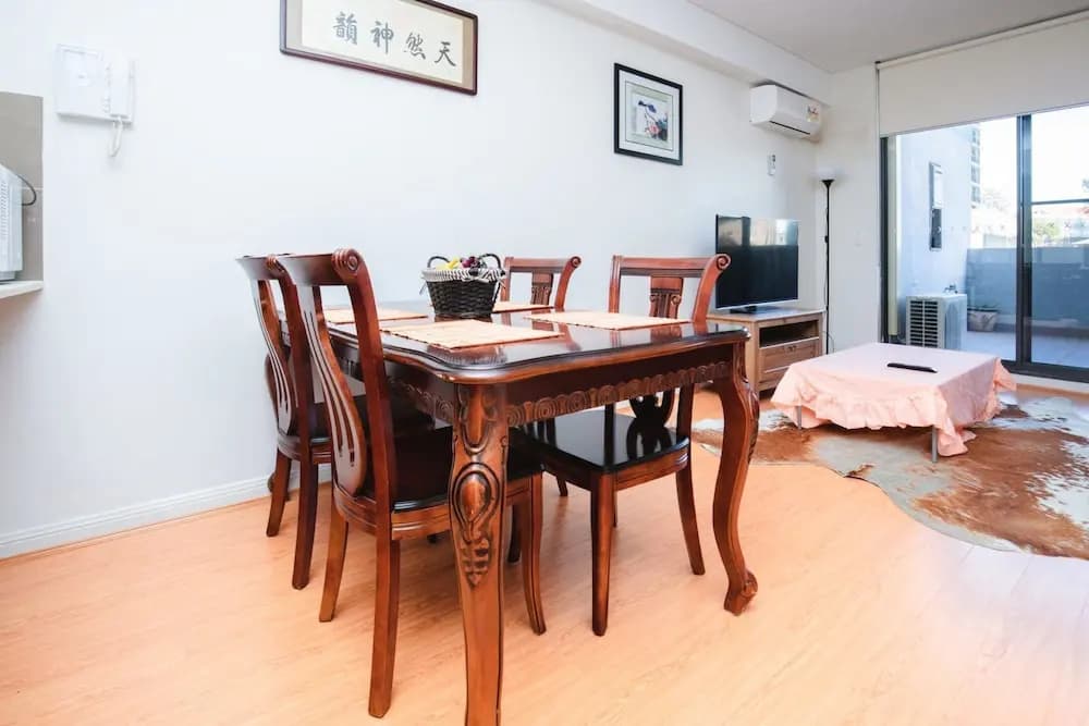 Spacious Two-Storey Home - photo 4