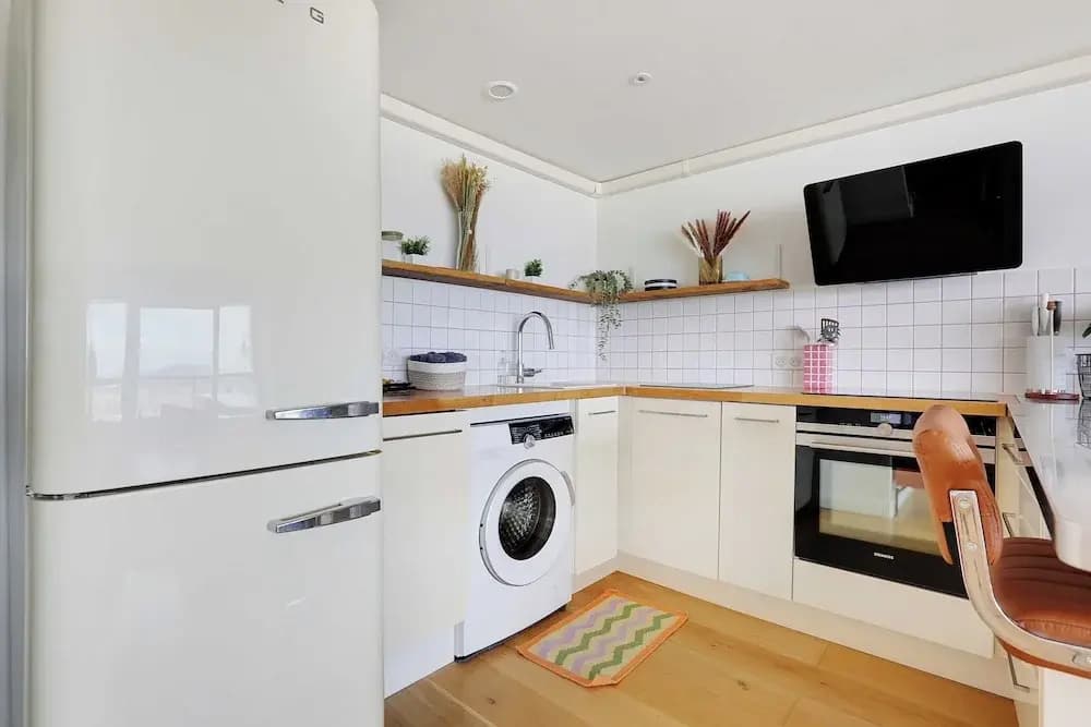 Exceptional View of Paris With A/C - 2bd/4p - photo 13