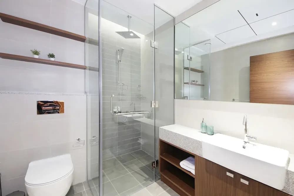 Luxury StayCation - Tranquil Retreat With Beautiful Park Views - photo 7