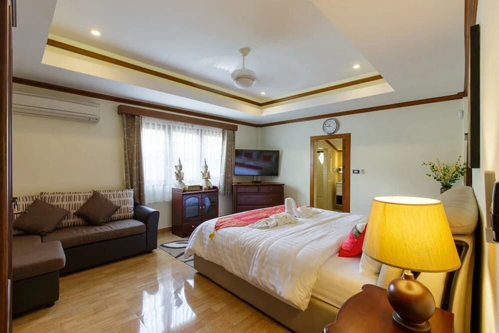 Sumonta Luxury Villa - photo 2