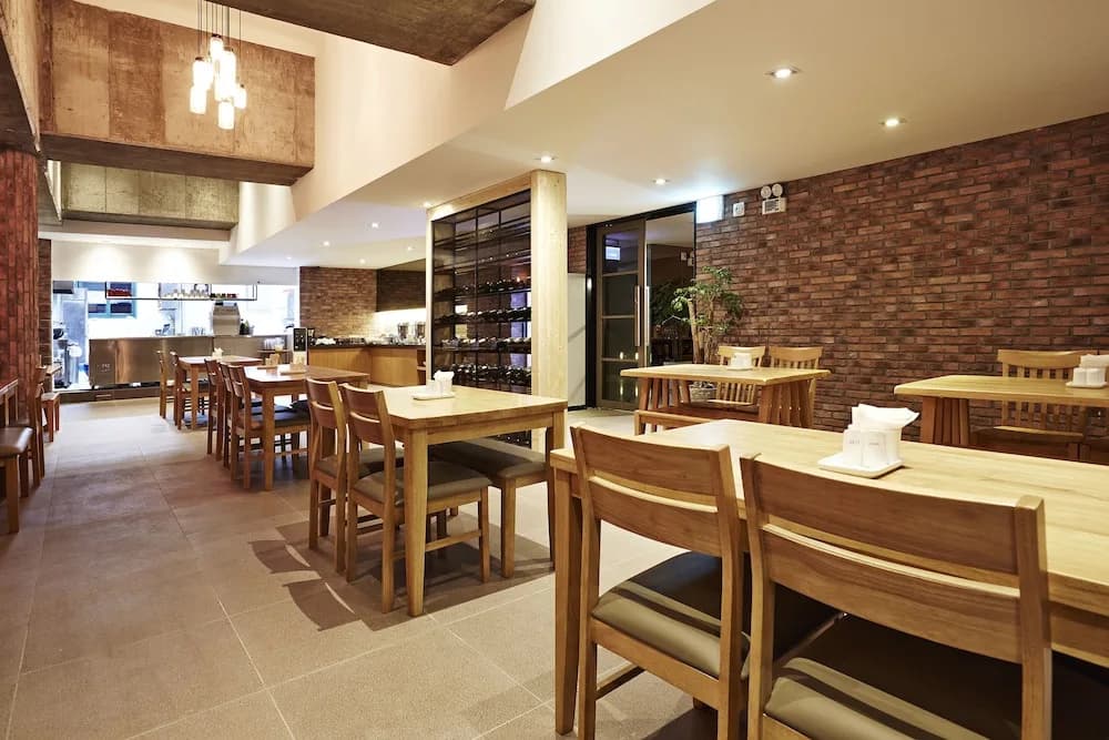 E-HOTEL - photo 24