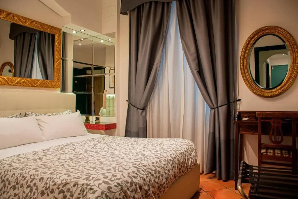 Hotel Canova - photo 6
