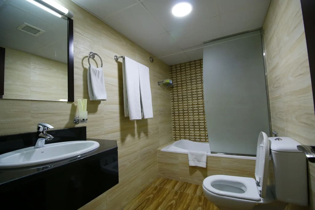 Royal Falcon Hotel - photo 20