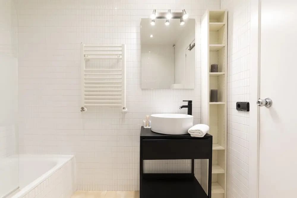 Ab Berlin Les Corts Apartment - photo 9